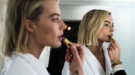margot robbie chanel boy lipstick